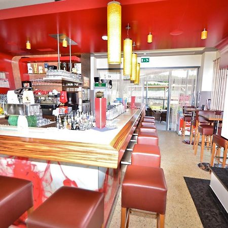Отель G.H. Knoll "Proellhofer" Cafe Bar Hills Фладниц-ан-дер-Тайхальм Экстерьер фото