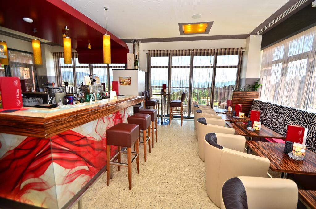 Отель G.H. Knoll "Proellhofer" Cafe Bar Hills Фладниц-ан-дер-Тайхальм Экстерьер фото